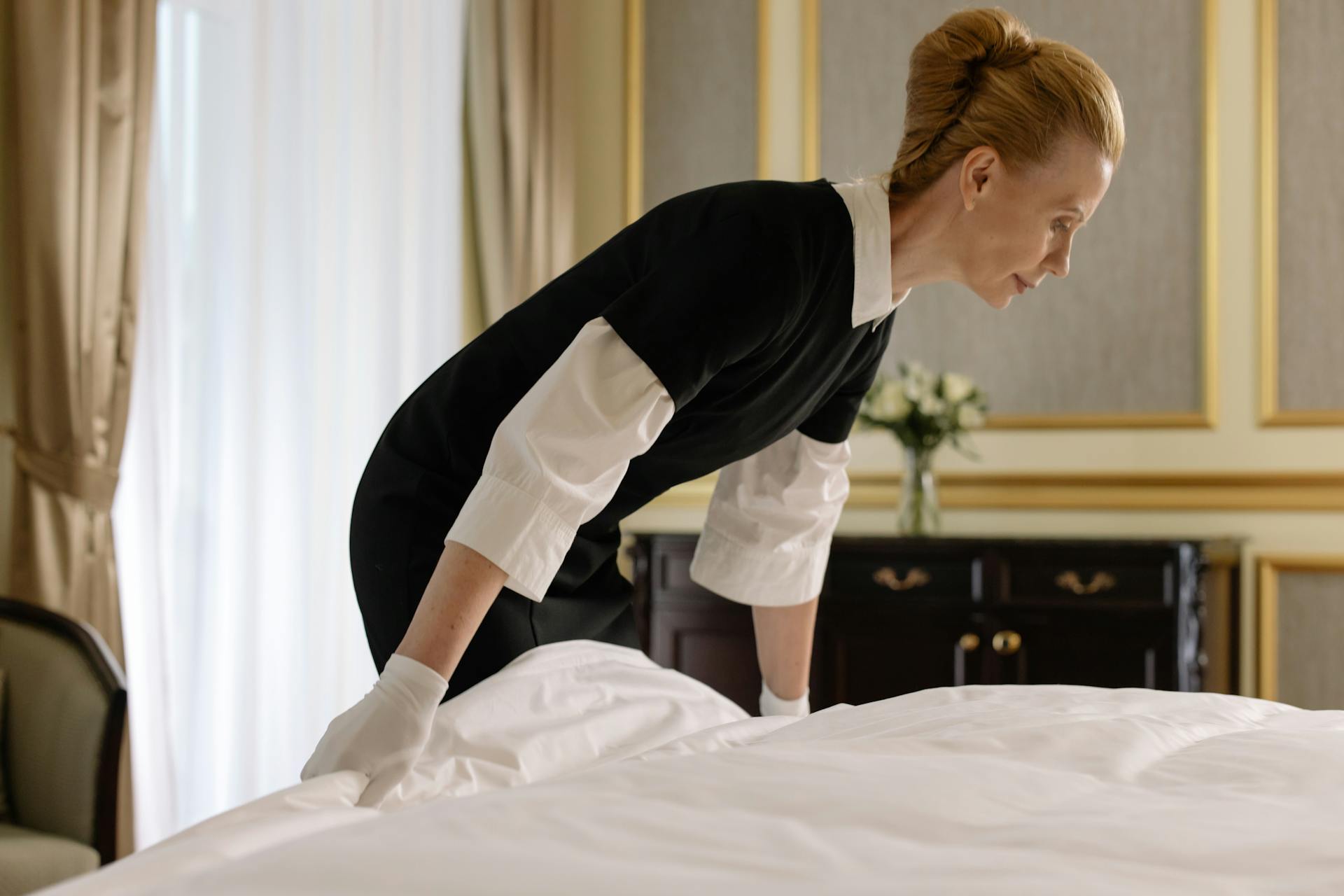Nettoyage et gestion du linge femme de menage certifié pro modernhote conciergerie marrakech